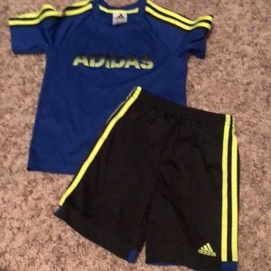 Size 5 adidas outfit boys